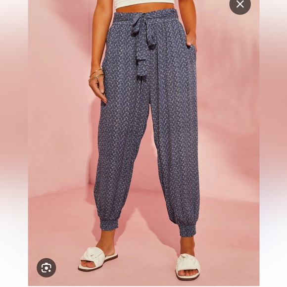 NWOT Vici Prudence Pocketed Jogger Pant - Small - Picture 3 of 16